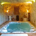 La Fontaine Doree - Jacuzzi, Piscine & Vue Apartment Montlaux