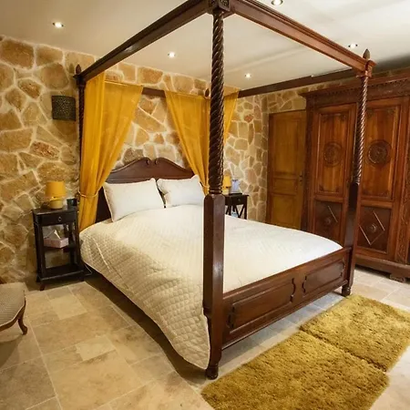 La Fontaine Doree - Jacuzzi, Piscine & Vue Appartement Montlaux